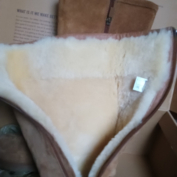 UGG Winter/Spring Boots - Picture 9 of 10